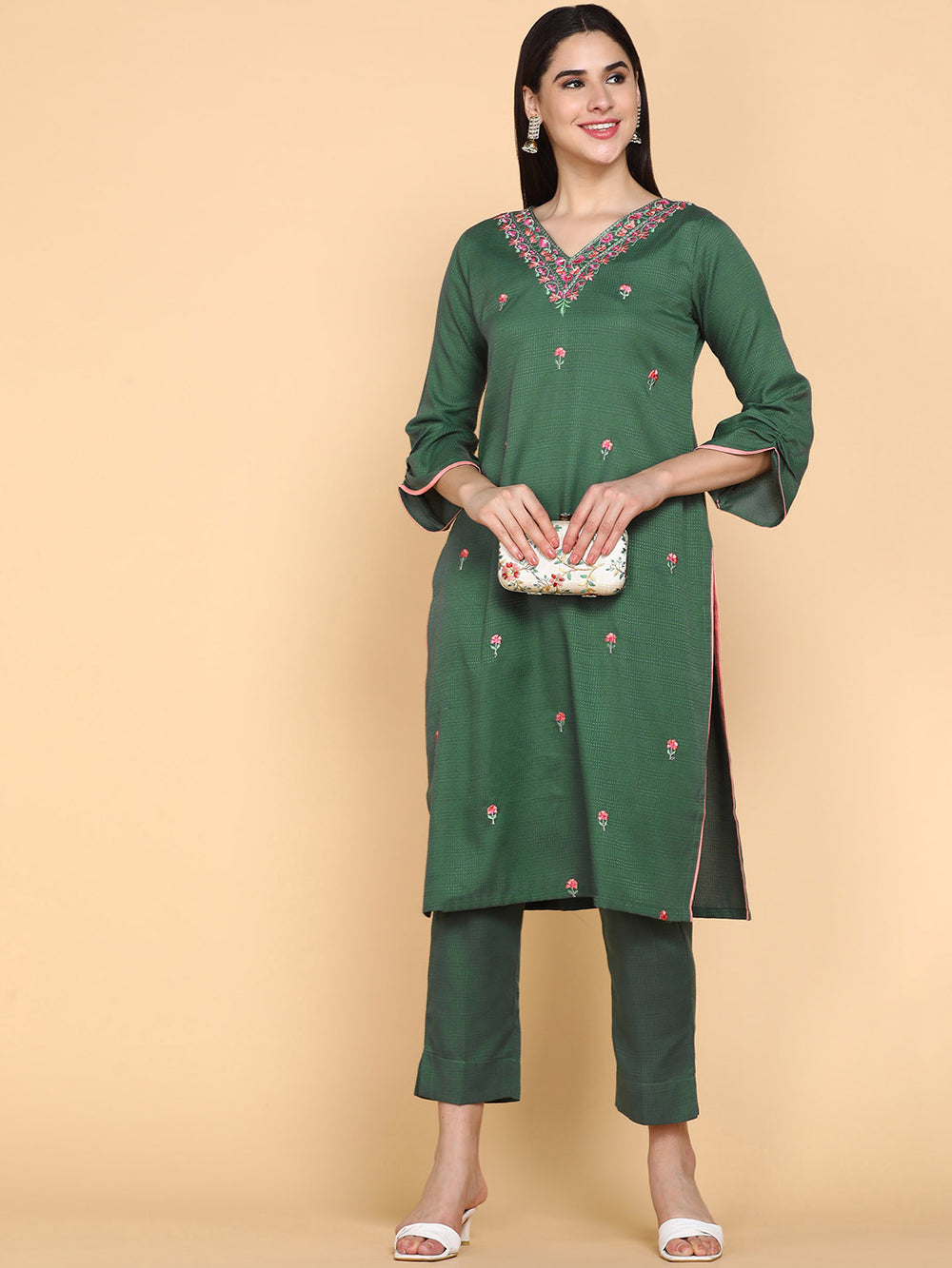 Green Floral Multicoloured  Embroidered Thread Worked Kurta With Trousers