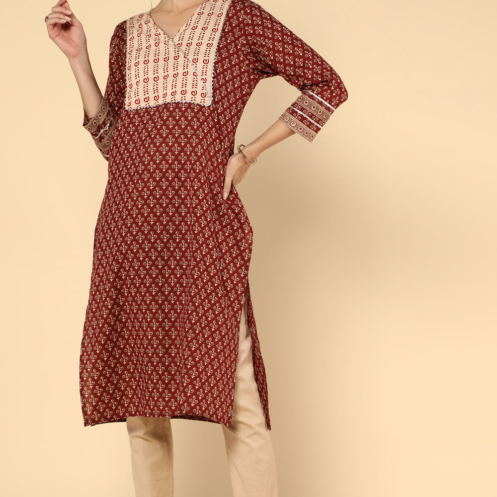 
                      
                        ETHNIC MOTIFS PRINTED GOTTA PATTI COTTON KURTA
                      
                    