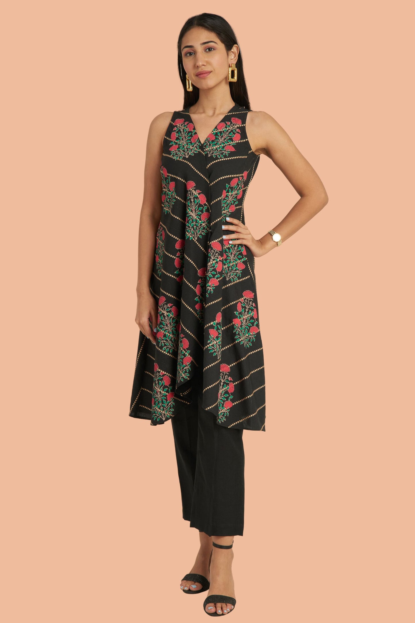 Black Hand Block Printed Floral Kurti Top With Delicate Gold Foiling