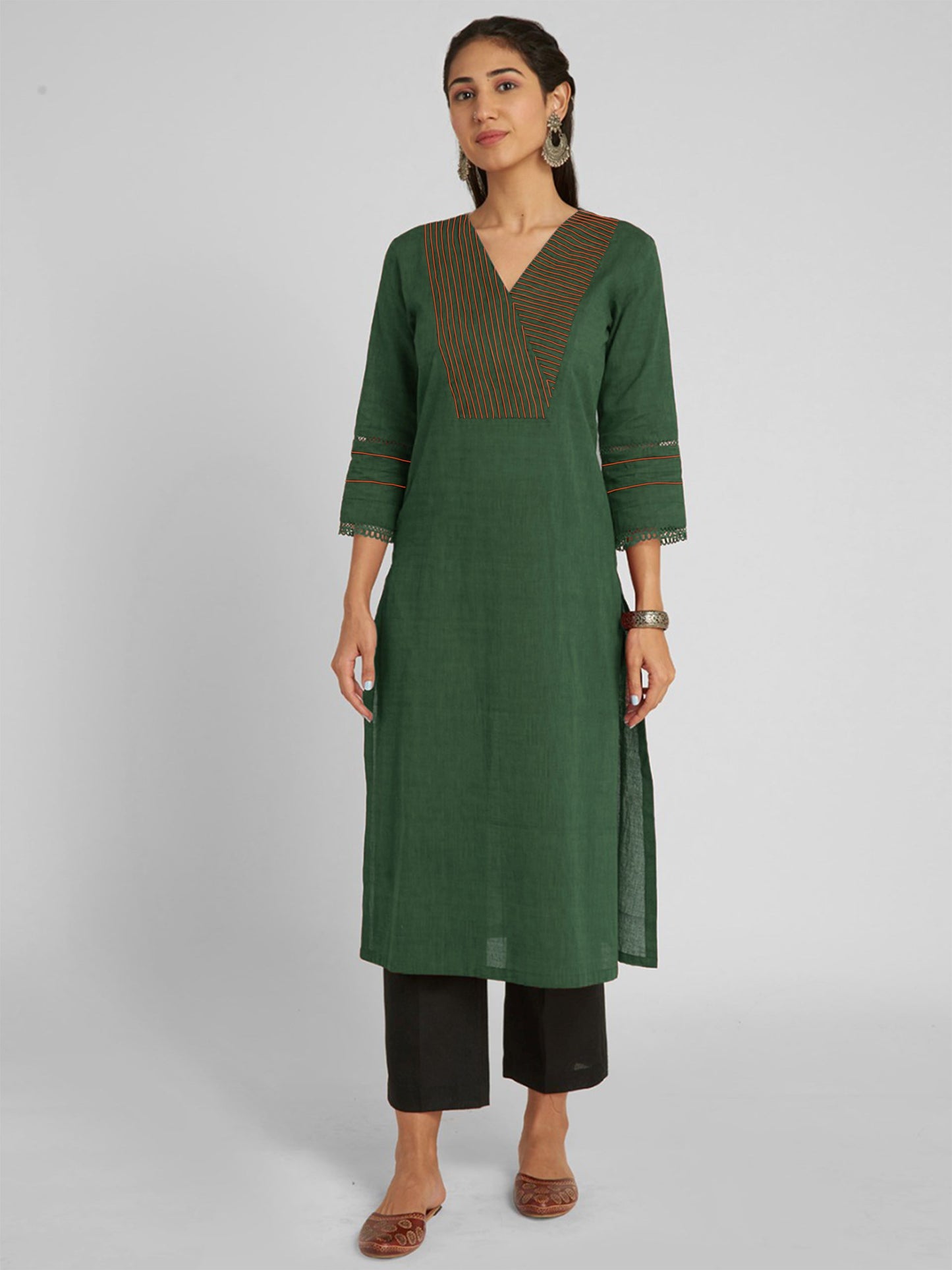 Classic long kurta crafted from a smooth, luxurious Mangalagiri cotton fabric