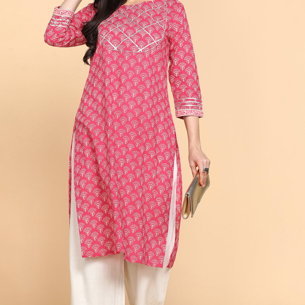 
                      
                        Ethnic Motifs Printed Gotta Patti Cotton Kurta
                      
                    