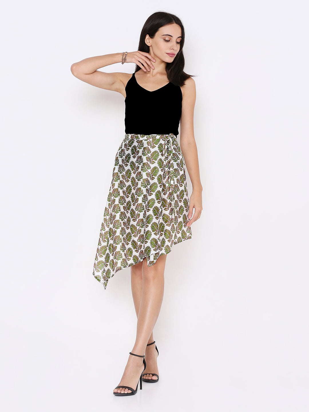 Women White & Green Printed Knee Length Flared Skirts